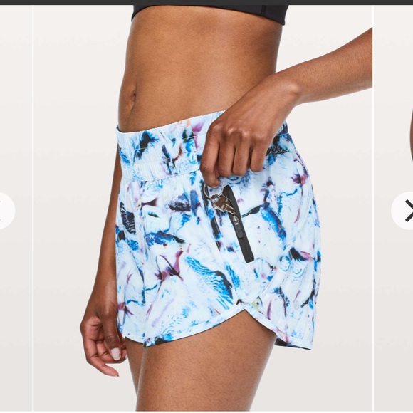 lululemon athletica Pants - Lululemon Tracker Shorts V Exposure Multi Blue Size 6